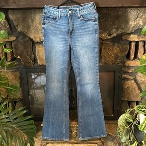 NWOT Old Navy extra high rise flare size 6